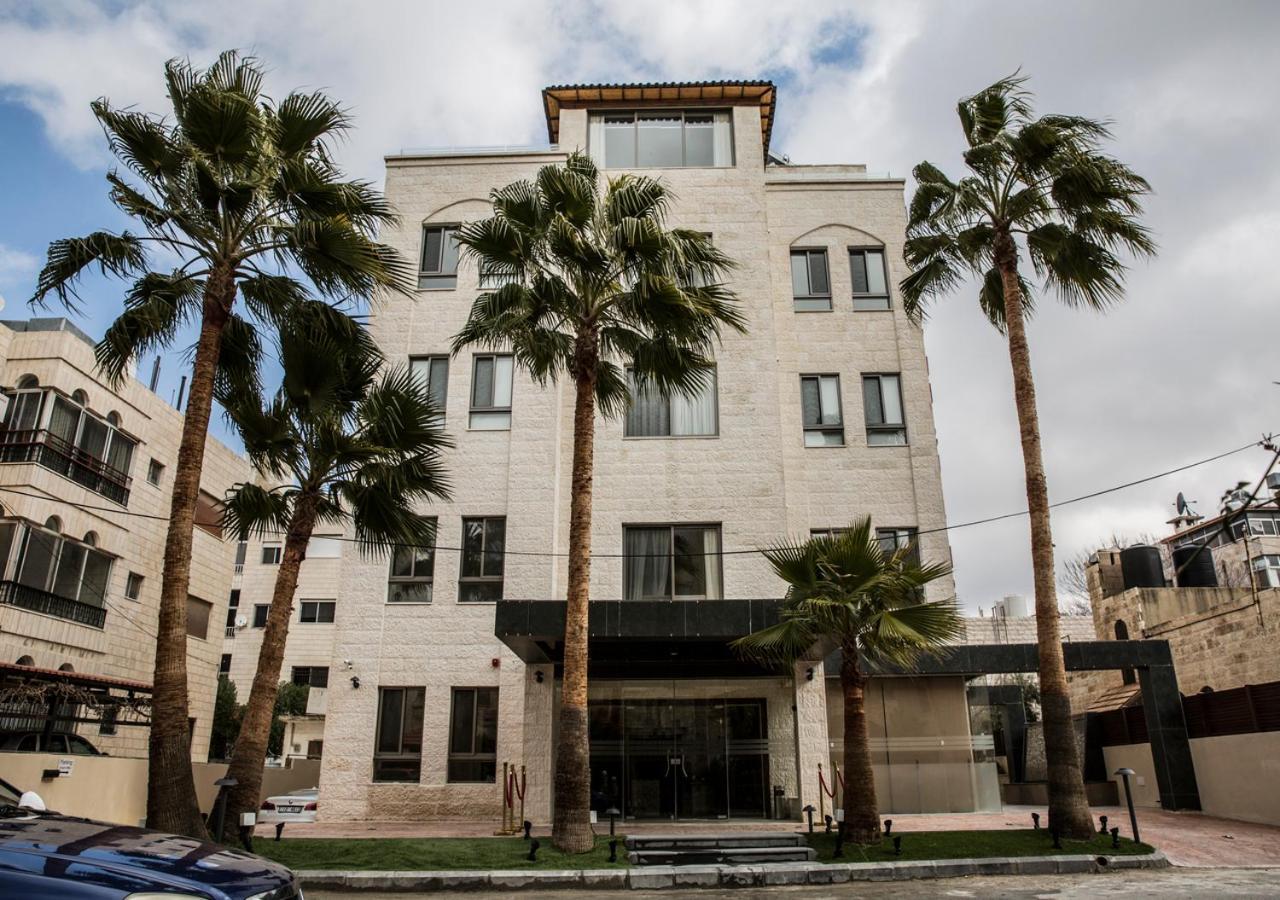 Naylover Hotel Suites Ammán Kültér fotó