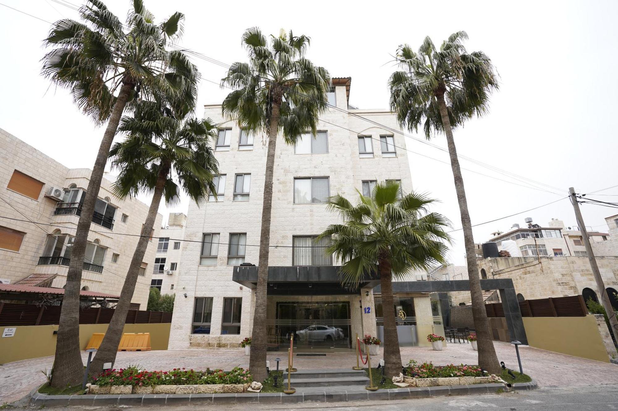 Naylover Hotel Suites Ammán Kültér fotó