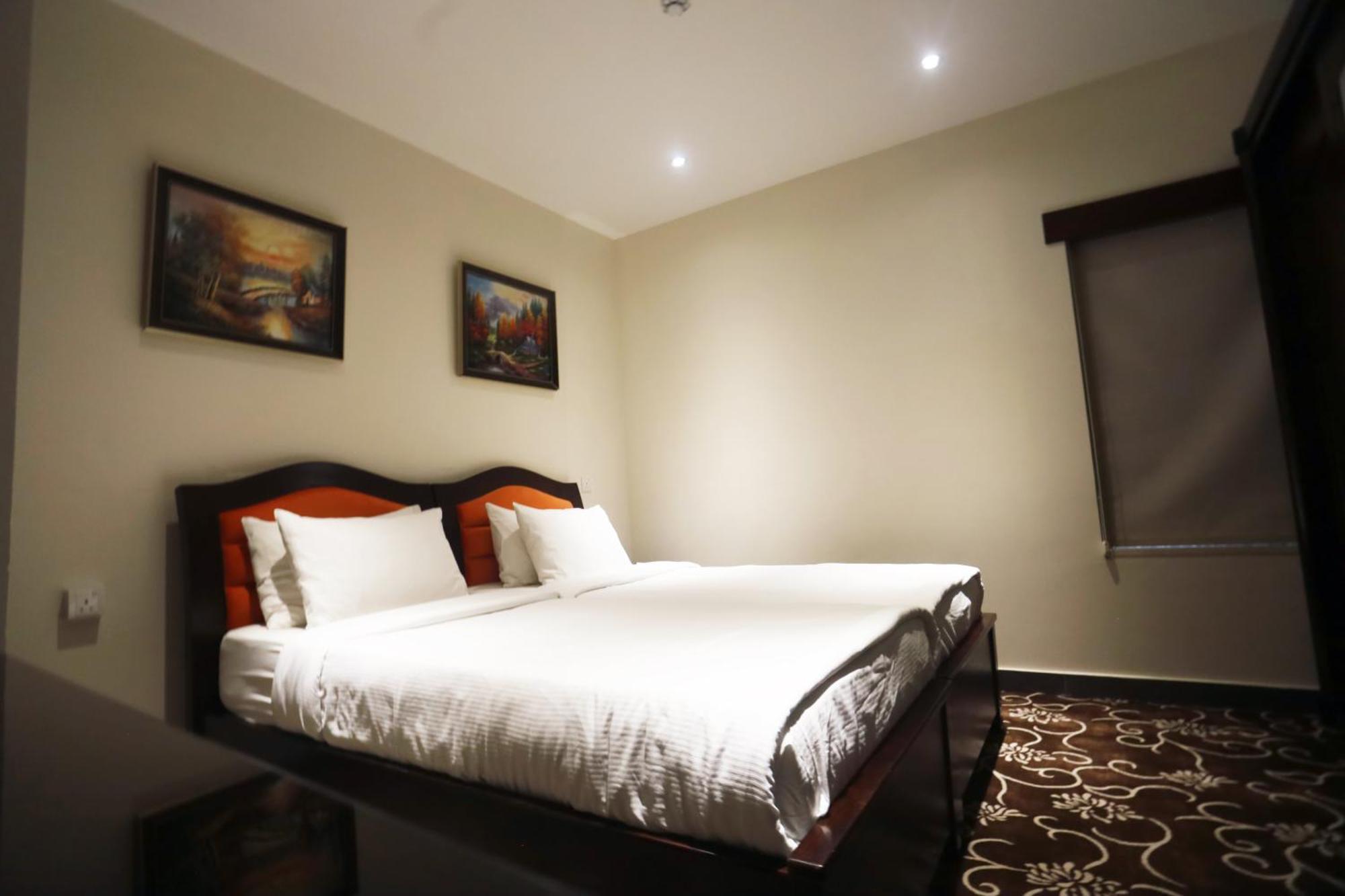 Naylover Hotel Suites Ammán Kültér fotó