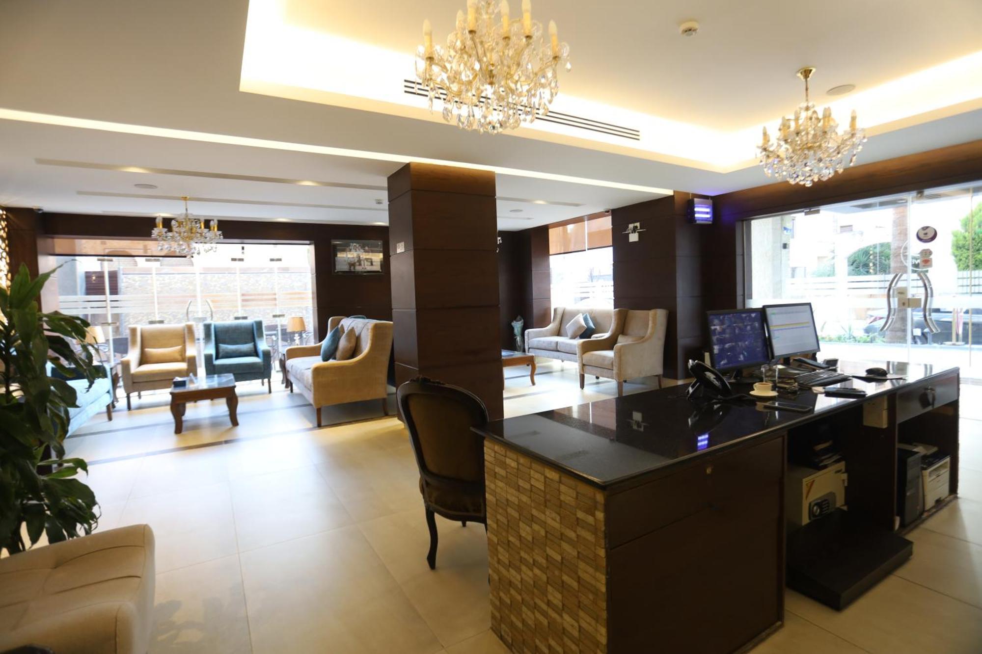 Naylover Hotel Suites Ammán Kültér fotó